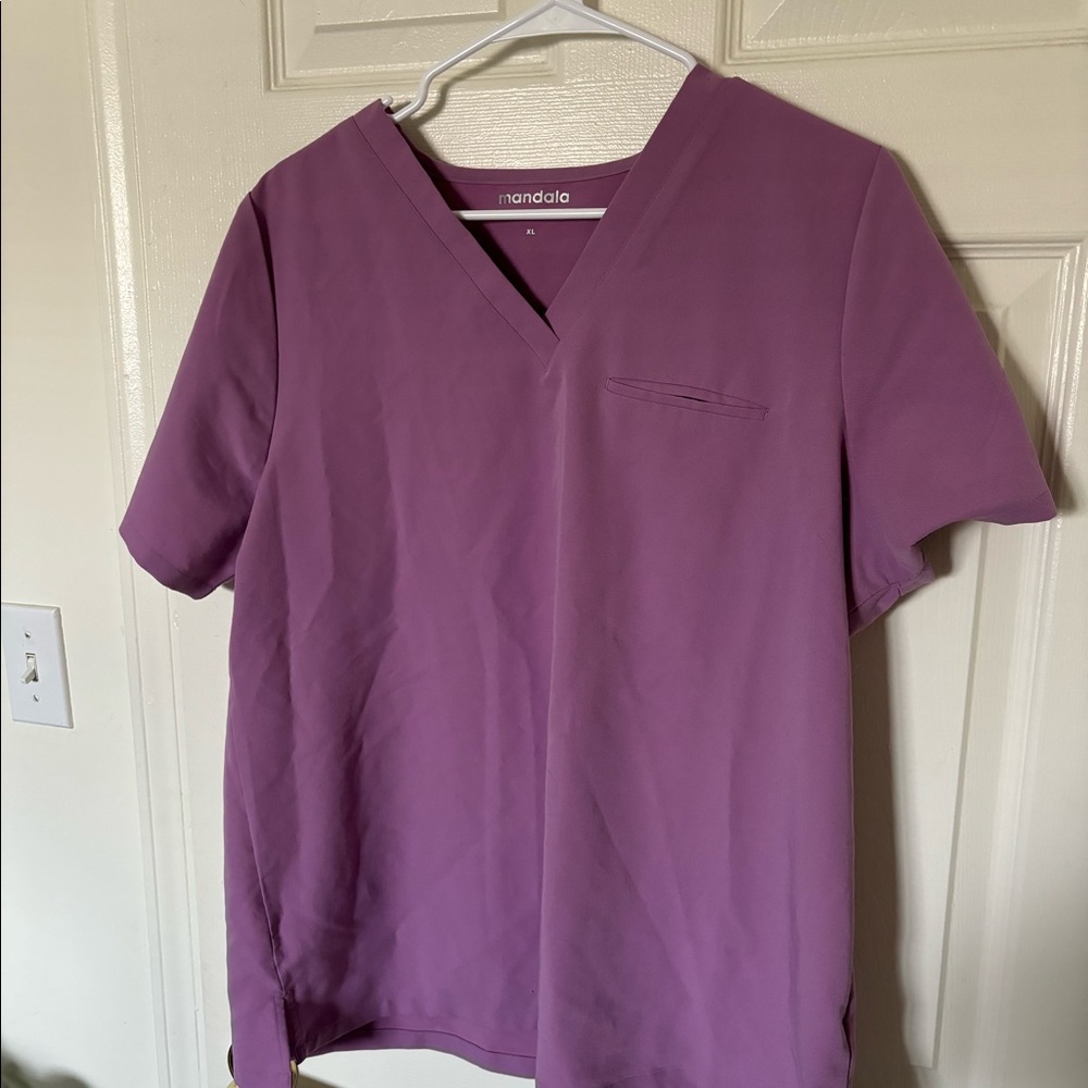 Scrub top